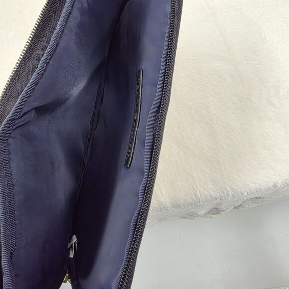 Tommy Hilfiger Broadmoor Sleeve iPad/Laptop Case - Picture 4 of 6